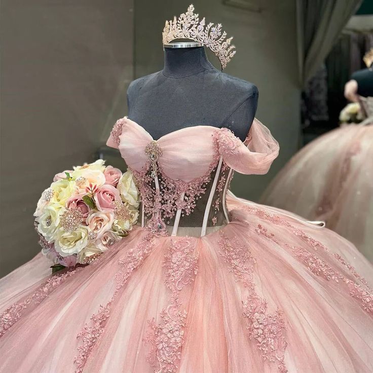 Glitter Pink Off the Shoulder Quinceanera Dresses Ball Gown Prom Dress Crystal Appliques Lace Tull Sweet 16 Vestidos 15 De XV Anos cg25059