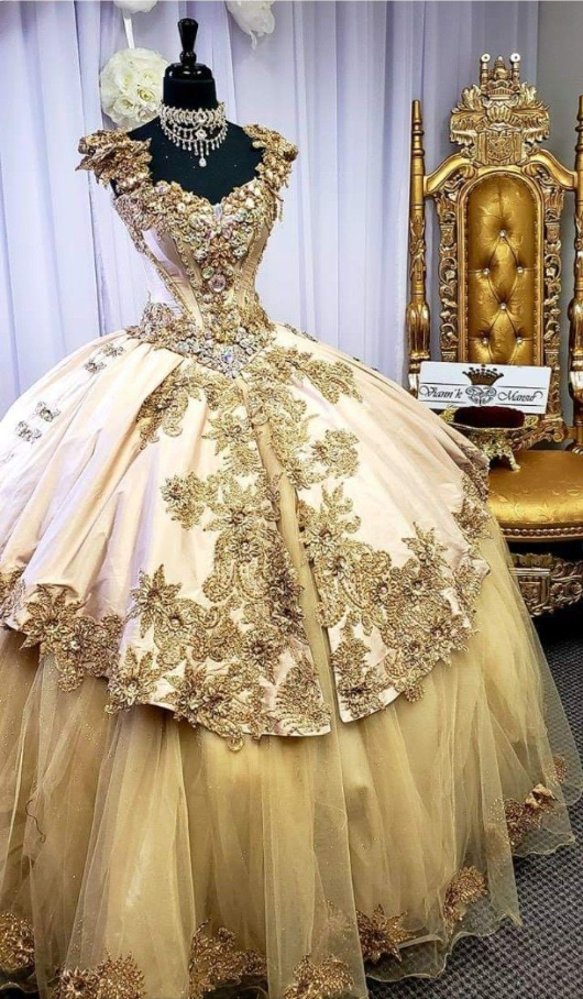 A-Linie Ballkleid Gold Langes Abendkleid Glamouröses Abendkleid cg25292