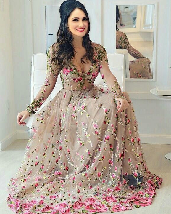 A-Line V-Neck Tulle Prom Dress With Sleeves cg1774