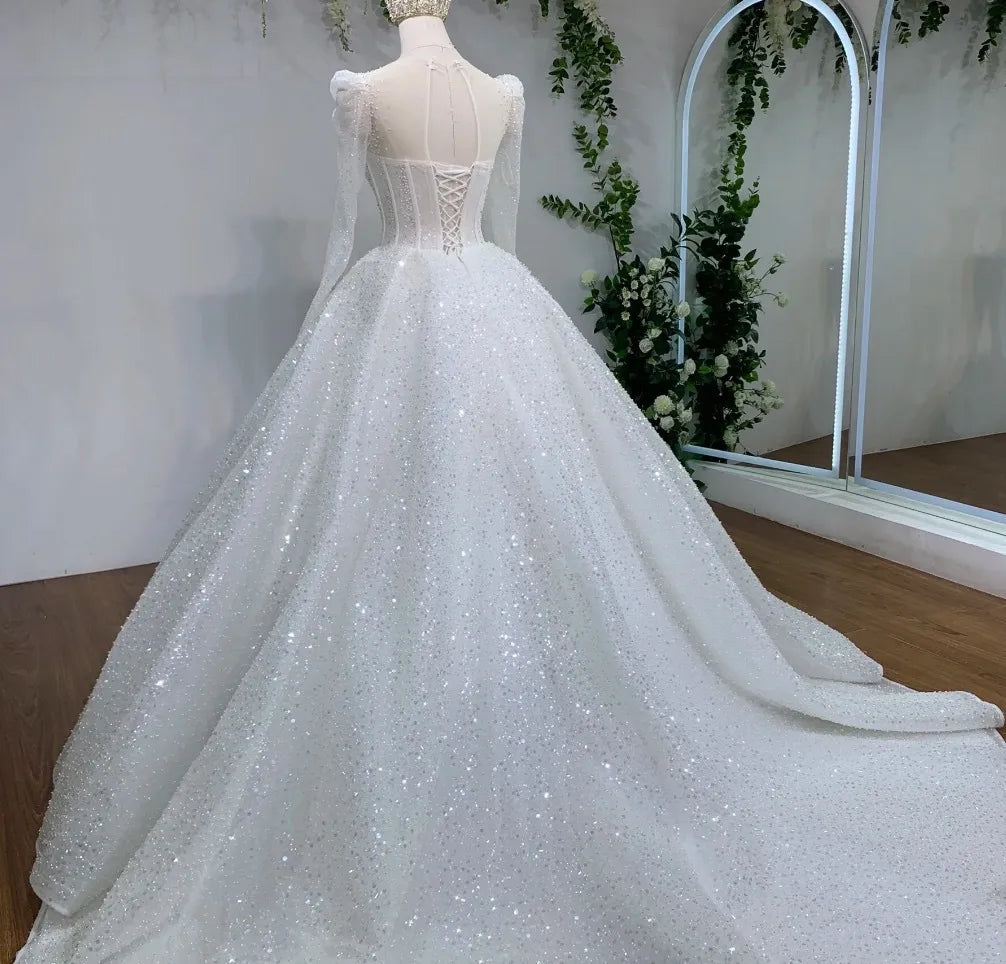 Luxury Ball Gown Wedding Dresses Custom 2025 Arabic Dubai Pearls Illusion Long Sleeves Bridal Gowns Wedding Dress cg26026