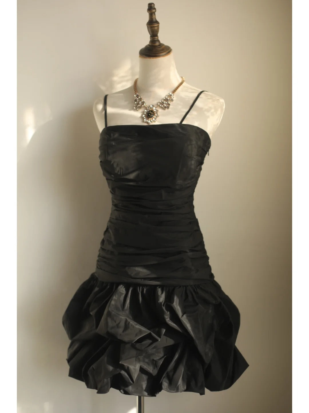 black vintage dress aline Gothic Black Vintage Wedding Dresses A Line V Neck -