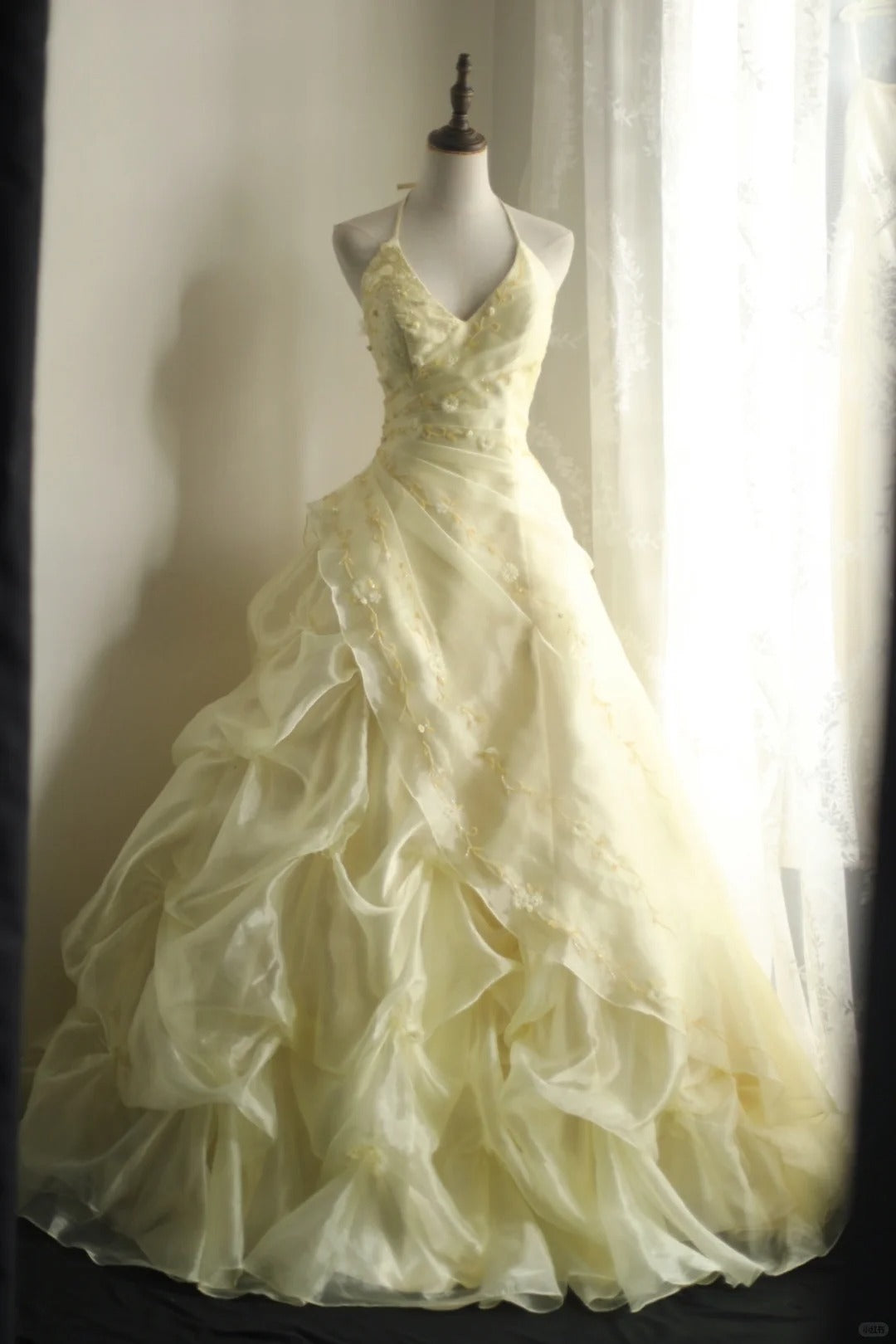 yellow princess wedding dress Yellow Quinceanera Dresses Ruffles Princess Sweet 16 Party Ball Gown with Bow