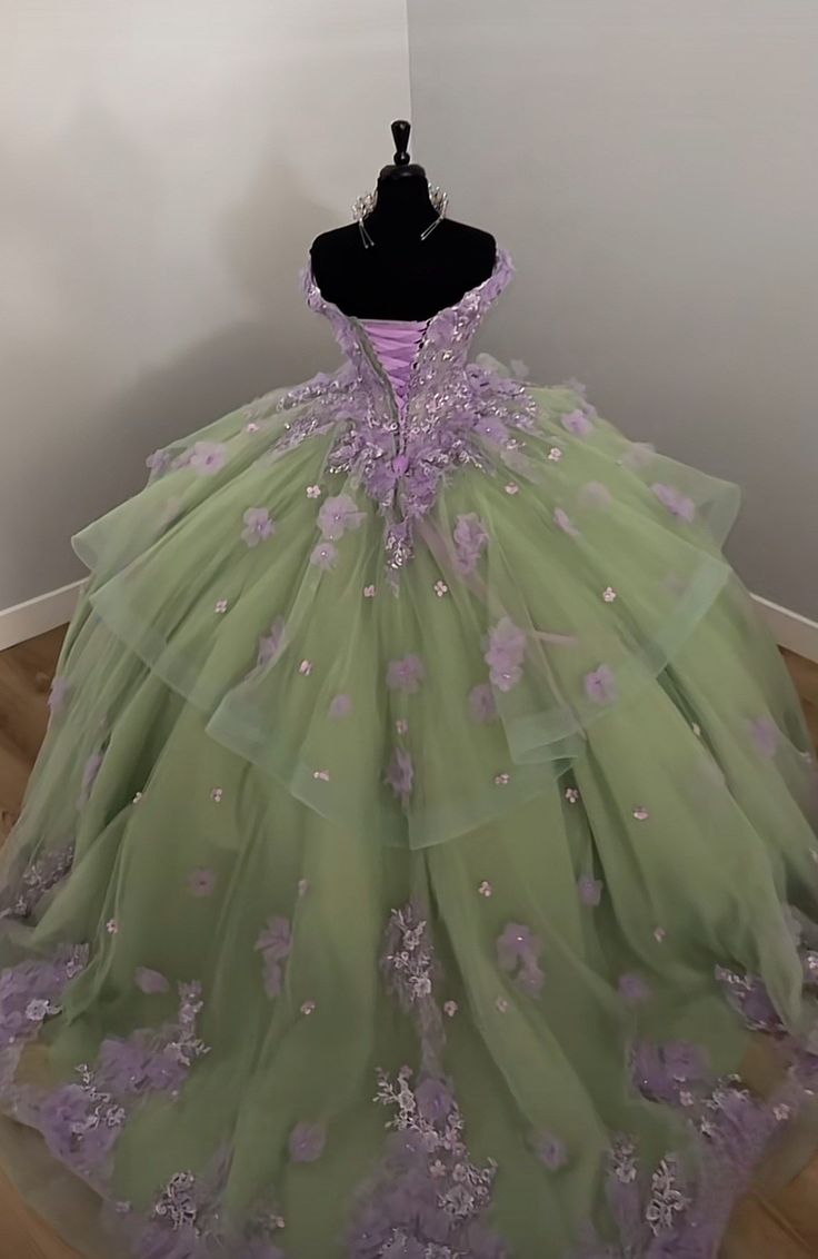 A Line Quinceanera Dress Lace Appliques Sweet 16 15 Ball Gown cg25905