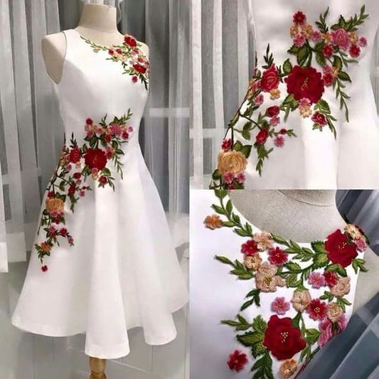 Stickerei geblümten A-Linie Homecoming Kleid, kurze Partykleider, Abendkleid cg23208