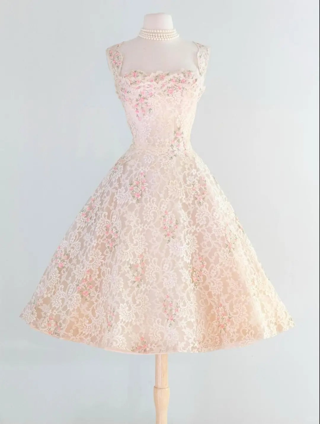 A Line Lace Vintage Homecoming Dresses Short Prom Dress Short Party Dress cg25923