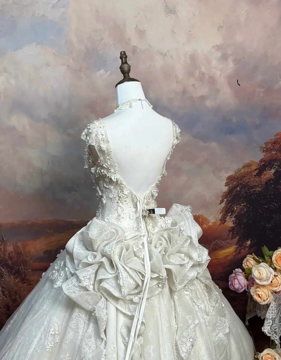 A Line Lace Wedding Dress Sleeveless Long Bridal Dress cg25947