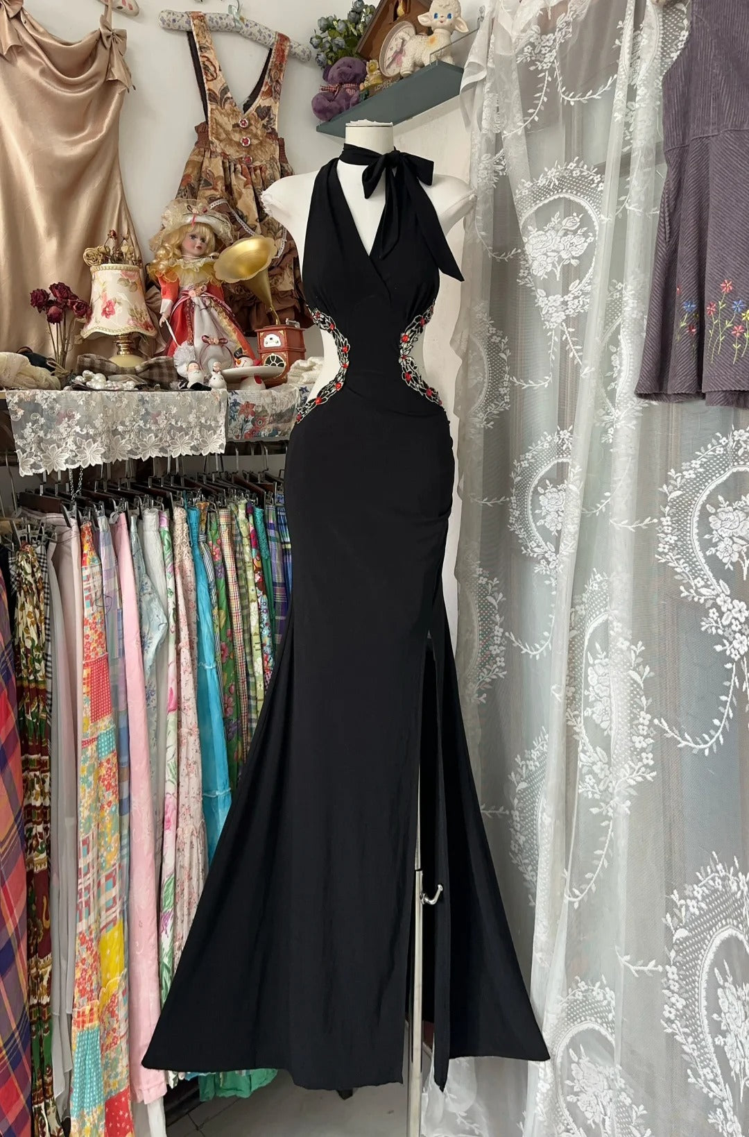 A Line Black Halter Vintage Long Party Dress Evening Dress Prom Dresses cg25750 A Line Black Halter Vintage Long Party Dress Evening Dress Prom Dresses cg25750