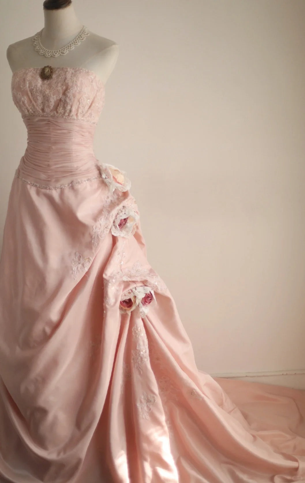 A Line Pink Princess Dress Wedding Dress Sleeveless Long Evening Dress cg25929