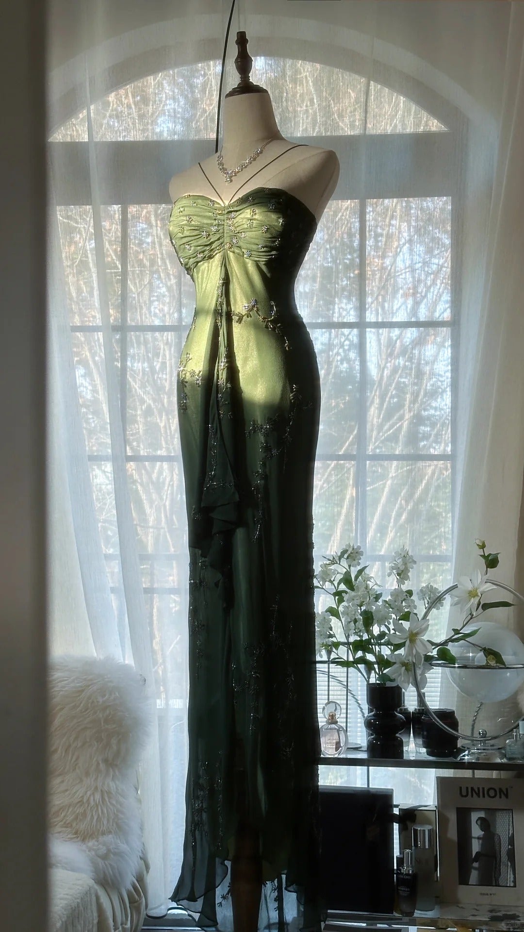 Vintage Green Evening Dresses, Sleeveless Long Party Gowns cg25513