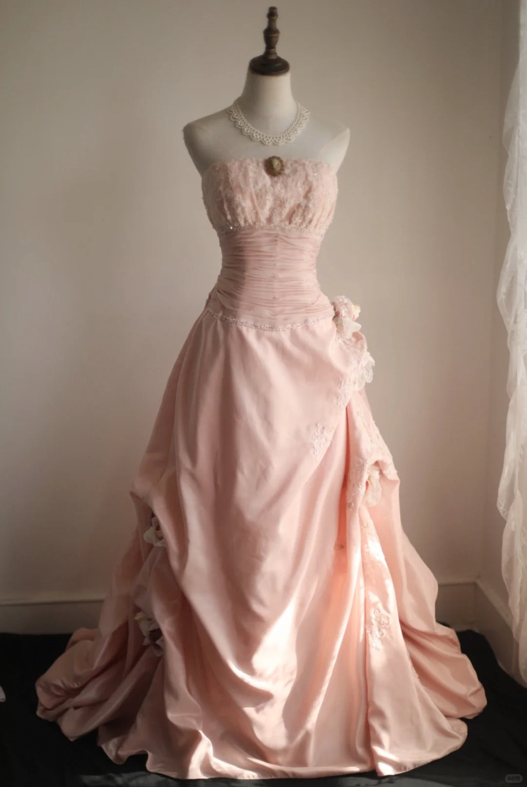 A Line Pink Princess Dress Wedding Dress Sleeveless Long Evening Dress cg25929