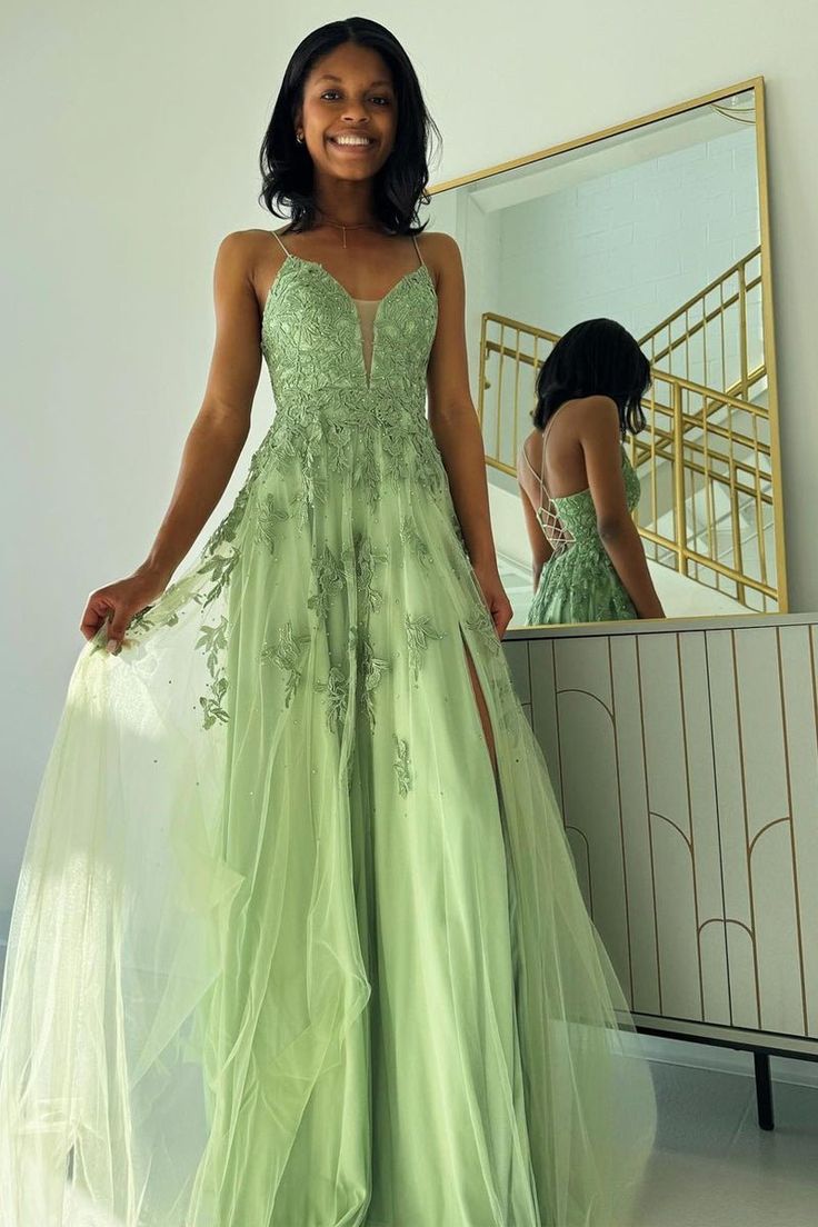 Sage Green V Neck Tulle A-Line Long Prom Dresses with Appliques cg25713