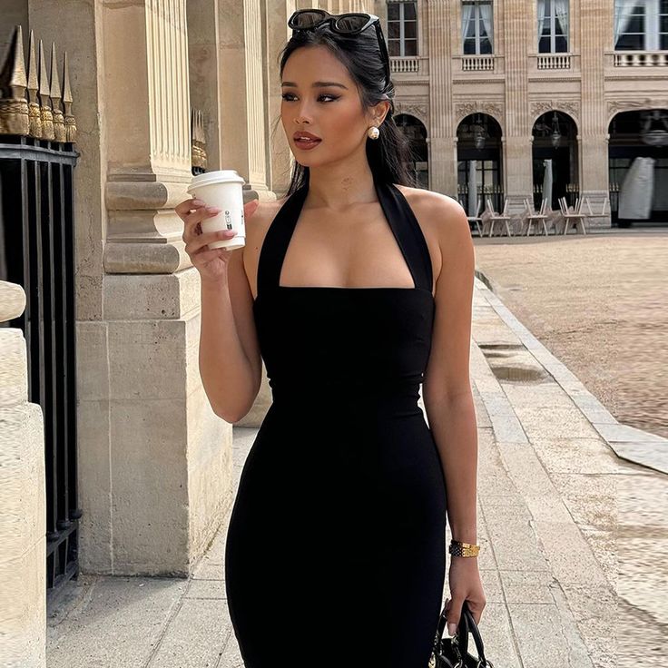2025 New Elegant Halter Black Backless Sexy Bodycon Maxi Prom Dress Party Gowns cg25793