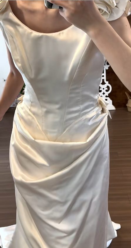 Ivory Satin Wedding Dress A Line Wedding Gowns cg26363