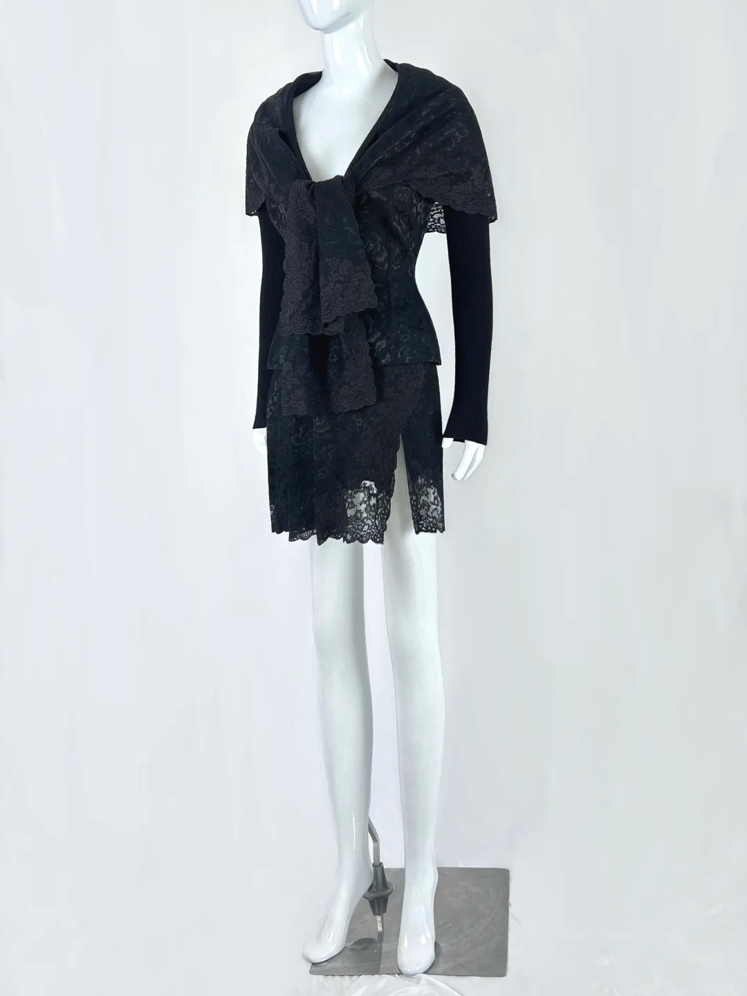 Gothic Sheath Black Homecoming Dress Lace Tiered Long Sleeve Short Dress CY0041