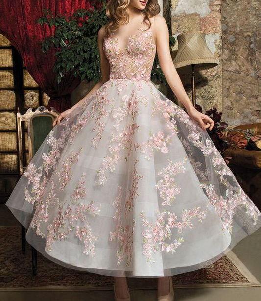 A-Linien-Kleid mit bunten Blumenstickereien, tiefes V-Abendkleid, kurzes Homecoming-Kleid, bunte Ballkleider cg1090