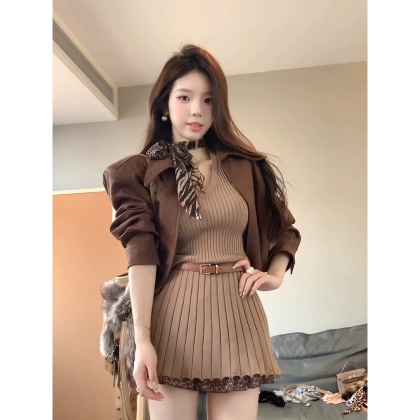 Retro brown short jacket and pleated skirt set G010
