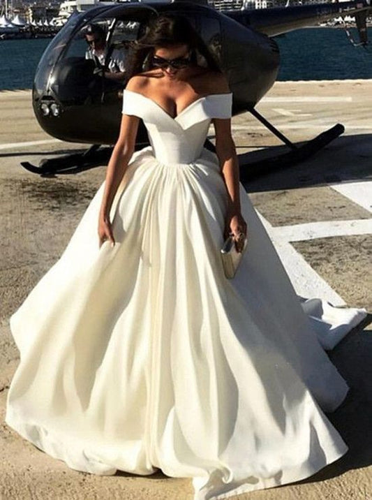 Schlichtes langes Ballkleid aus weißem Satin mit V-Ausschnitt, weißes Abendkleid, weißes Abendkleid cg1017