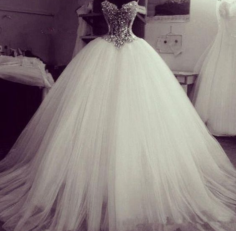 Wunderschöne Kristall Perlen Tüll Ballkleid Ballkleid Brautkleider cg1020