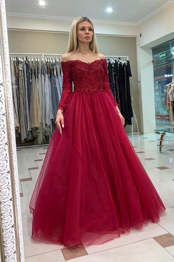 Long Sleeves Appliqued Burgundy Long Prom Dress cg10436