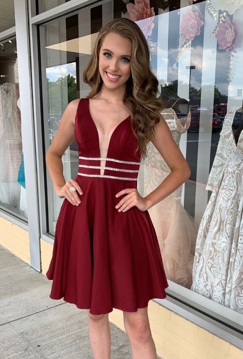 A-line Short Burgundy Homecoming Dress cg10693