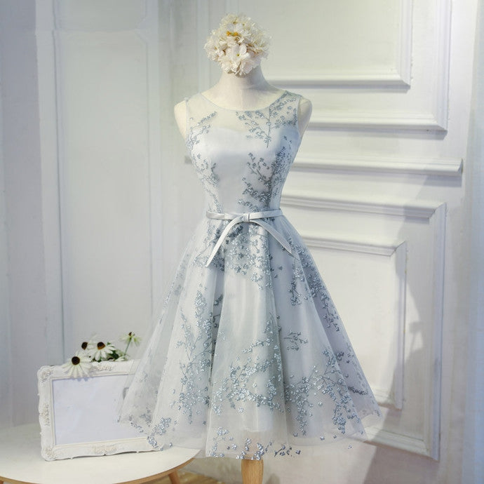 Elegant A-Line Scoop Sleeveless Open-Back Silver Tulle Short Homecoming Dress cg10706