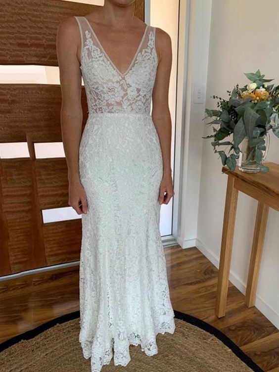 V-Neck Appliques Prom Dress cg10802