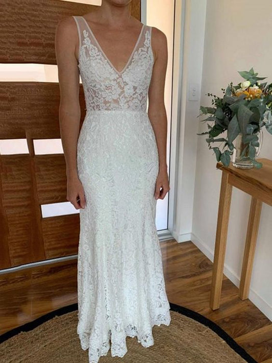 Ballkleid mit V-Ausschnitt und Applikationen cg10802