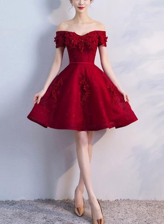 Entzückendes weinrotes kurzes Homecoming-Kleid mit Perlen, kurzes Homecoming-Kleid, Abschlussparty-Kleid cg1087