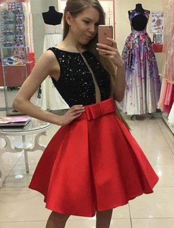 Elegantes schwarzes Top-Kleid, rotes kurzes Homecoming-Kleid cg1148