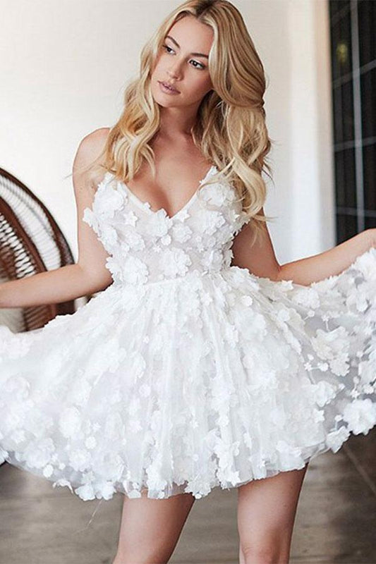 Weißes kurzes Kleid aus Tüllspitze mit V-Ausschnitt, weißes Homecoming-Kleid, cg11898