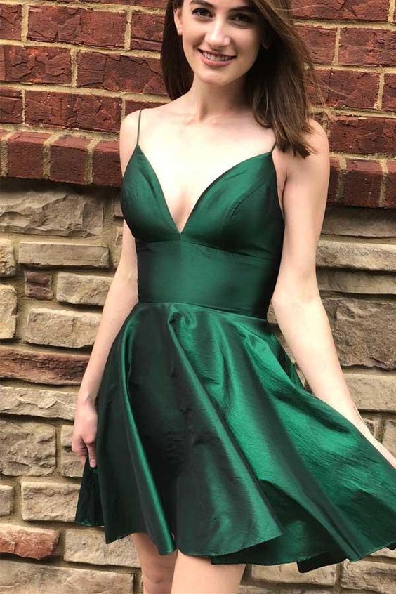 V Neck Satin Straps Homecoming Dresses cg11940