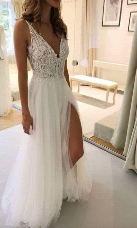 Strandhochzeitskleid mit Trägern Boho Spitzen-Ballkleid mit Schlitz an den Seiten cg12107