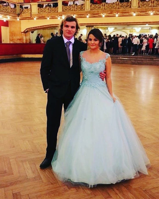 Elegante A-Linien-Ballkleider mit Applikationen, Lange Ballkleider cg12361