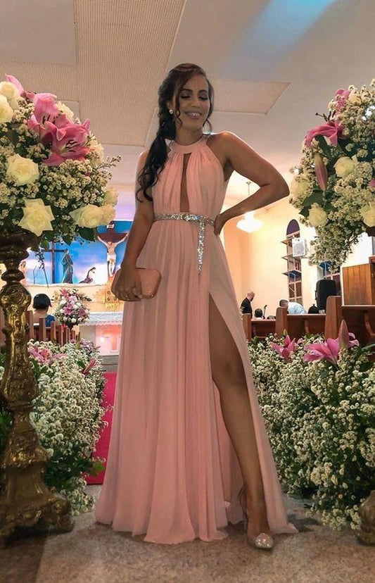 Langes Neckholder-Ballkleid mit Schlitz cg12550