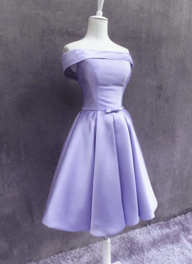Lovely Off Shoulder Style Light Purple Satin Homecoming Dress cg12688