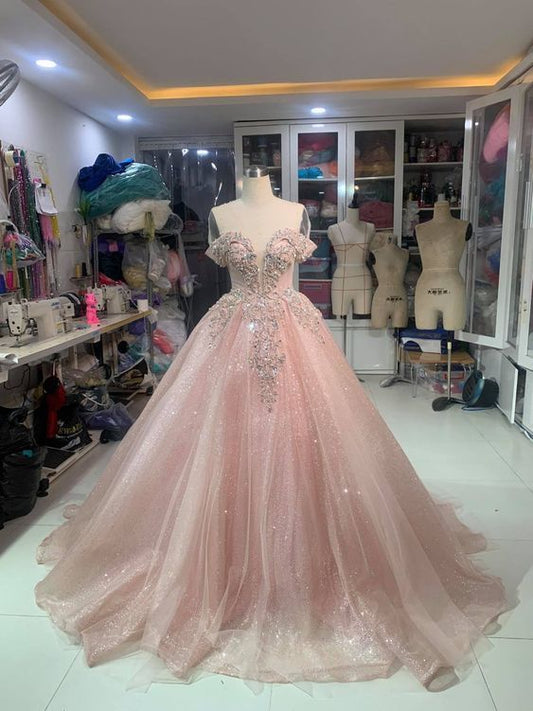 Schulterfreies rosa Quinceanera-Ballkleid cg13292