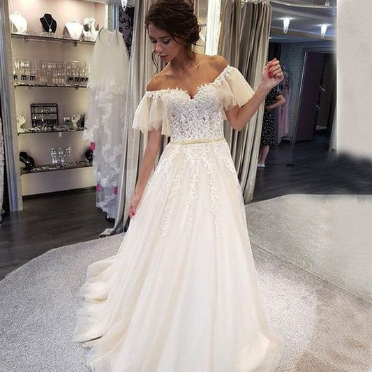 Charmantes schulterfreies Brautkleid mit Spitzenoberteil, A-Linien-Ballkleid aus Tüll mit Applikationen cg13298
