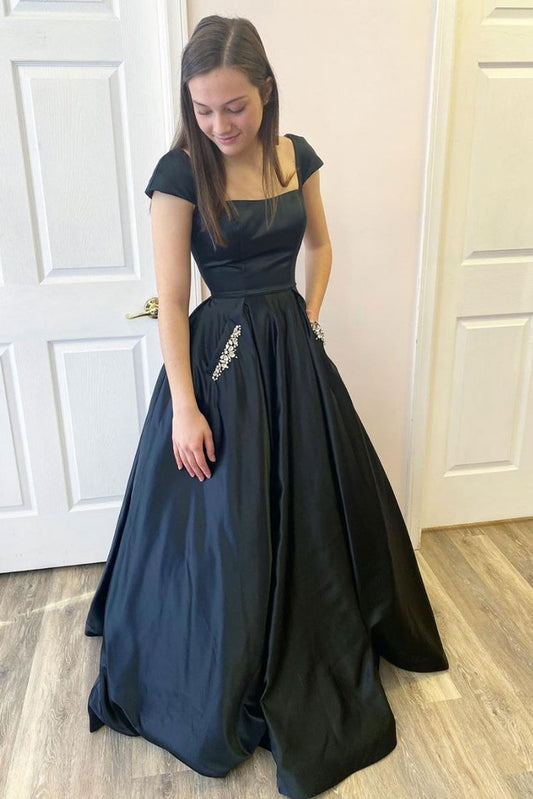 SCHLICHTES LANGES BALLKLEID AUS SCHWARZEM SATIN, ABENDKLEID AUS SCHWARZEM SATIN, cg13303