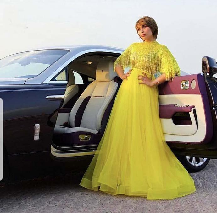 Sexy Bright Yellow Prom Dresses High Collar Beaded Heavily Half Sleeve A Line Floor Length Prom Dresses cg13521