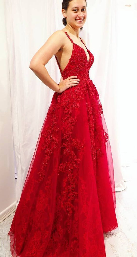 Rückenfreies rotes langes Ballkleid mit V-Ausschnitt und Applikationen cg13774
