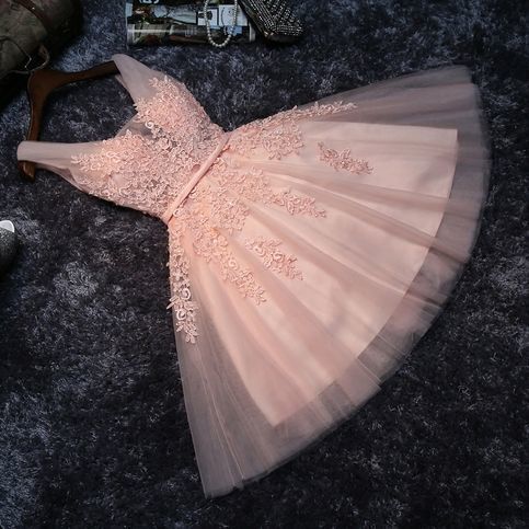 Prinzessin Spitze Applizierte Tüll Homecoming Kleid, Blush Pink Kurze Brautjungfernkleider, Kurzes Homecoming Kleid cg14