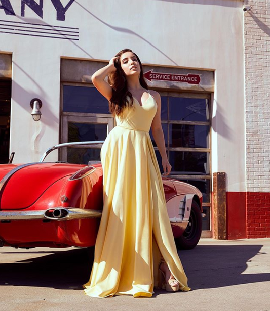 Gelbes Ballkleid, A-Linien-Ballkleid, Spaghettiträger-Abendkleid, Satin-Ballkleid cg14303
