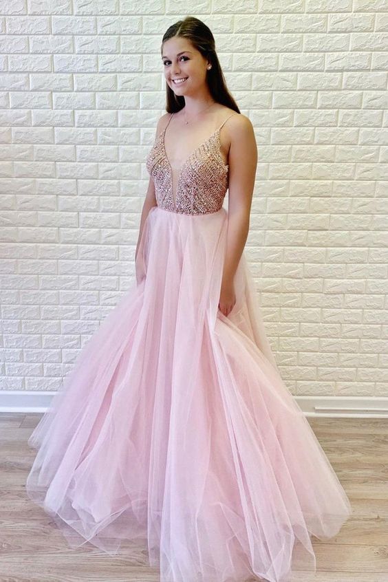 Spaghettiträger Perlenbesetztes langes Tüll-Ballkleid in Rosa cg14611