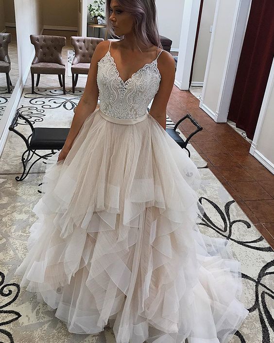 V-neck Lace Bodice Champagne Tulle Ruffled Prom Dress cg15521