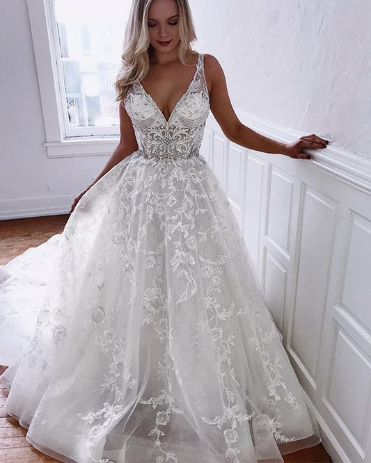 Elfenbeinfarbenes A-Linien-Brautkleid mit V-Ausschnitt und plissierter Spitze, Ballkleid cg16061