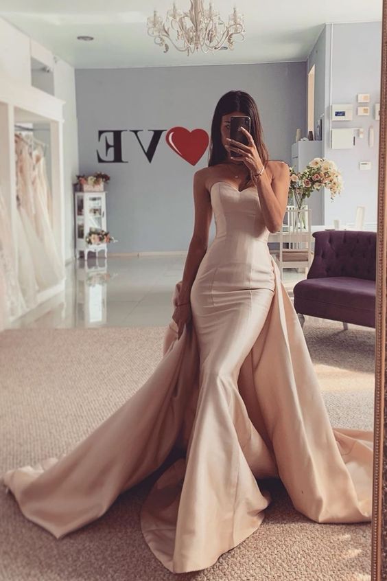 Sweetheart Champagne Satin Mermaid Prom Gown with Removable Train cg16110