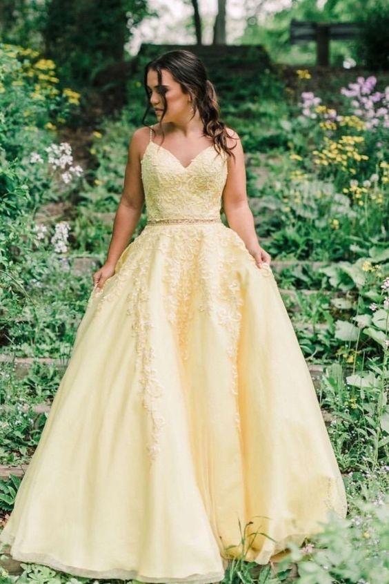 Princess Yellow Two Piece Lace Appliques Long Prom Gown Sweet 16 Dress cg16486