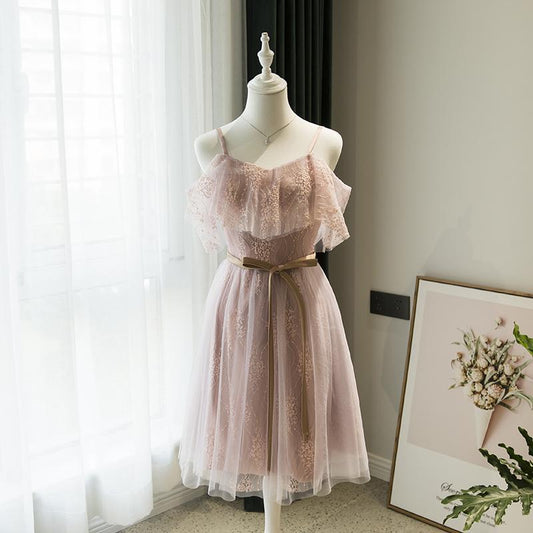 Kurzes Partykleid Homecoming-Kleid Rosa Spitzenträger Kurzes Brautjungfernkleid cg16502