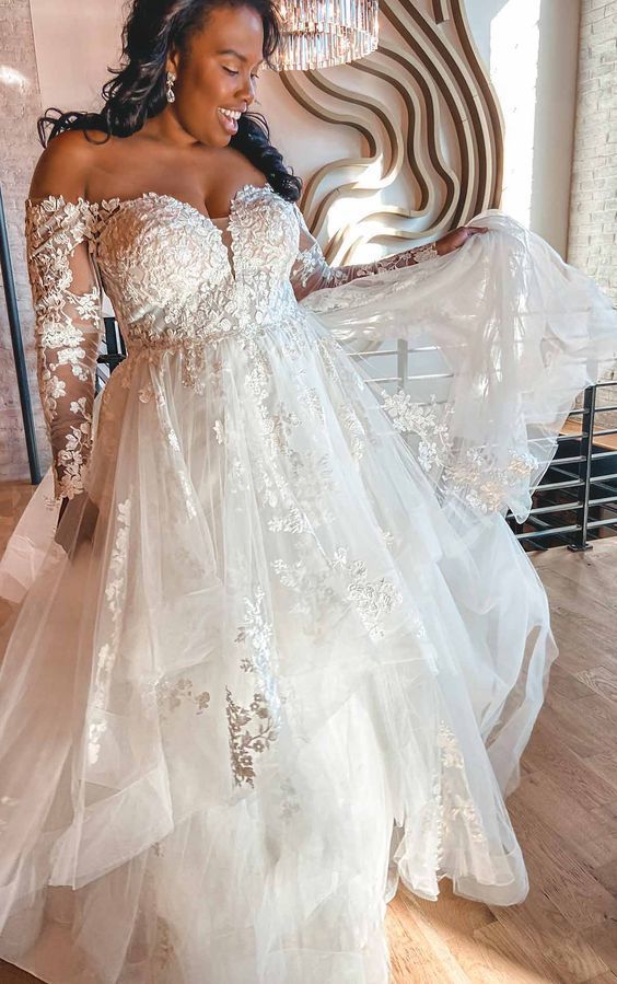 Off-Shoulder Lace Plus Size Prom Dress With Tiered Skirt cg16932