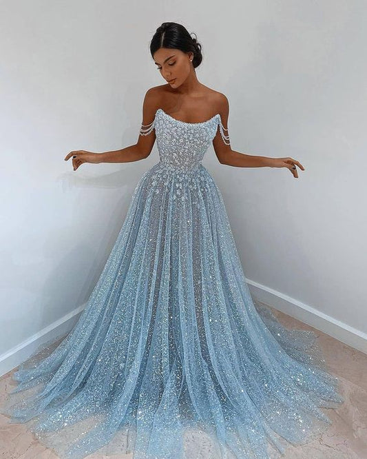 Langes Ballkleid aus blauem Tüll, Abendkleid aus blauem Tüll cg17031